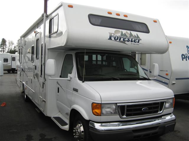 Used 2008 Forest River Forester 3101S W/SLIDE Class C For Sale